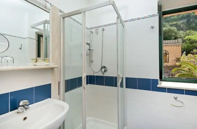 Standard Tek Büyük Yataklı Oda, Deniz Manzaralı