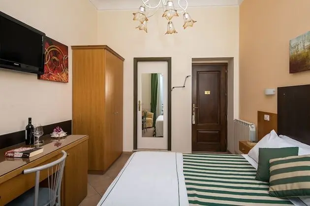 Superior Tek Büyük Yataklı Oda, Balkon, Deniz Manzaralı