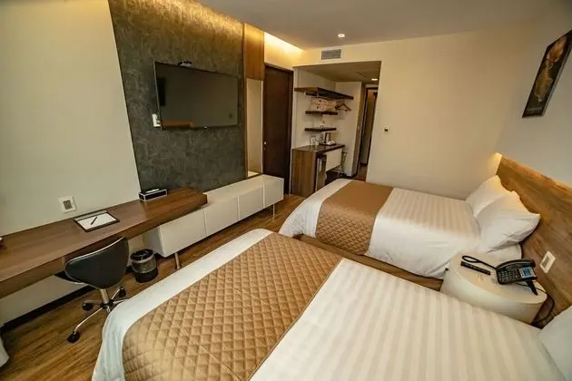 Standard Tek Büyük Yataklı Oda