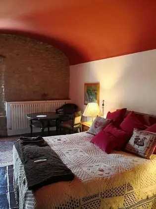 Üç Kişilik Oda