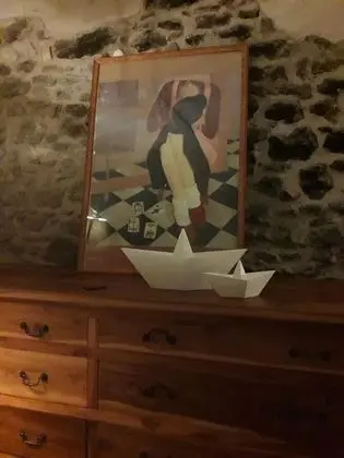 Üç Kişilik Oda