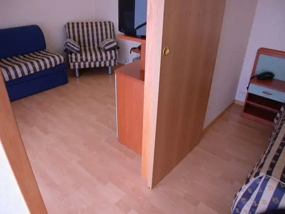 Classic Tek Büyük Yataklı Oda