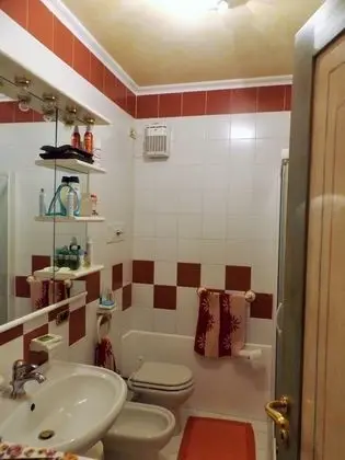 Apart Daire, 2 Yatak Odası, Göl Manzaralı