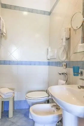 Standard Üç Kişilik Oda