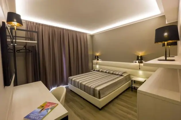 Tek Büyük veya İki Ayrı Yataklı Oda