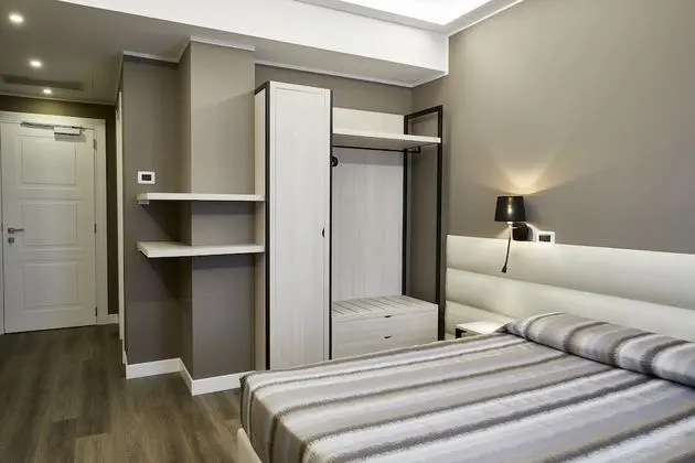 Tek Büyük veya İki Ayrı Yataklı Oda