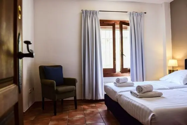 Tek Büyük Yataklı Oda