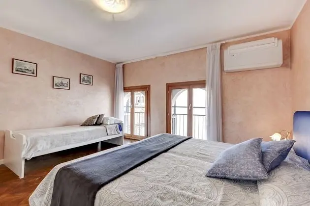 Apart Daire, 2 Yatak Odası, Sigara İçilmez