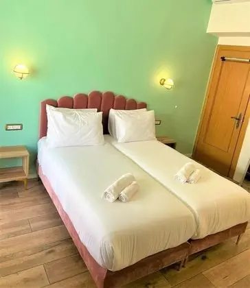 Deluxe Tek Büyük Yataklı Oda, 1 Büyük (Queen) Boy Yatak