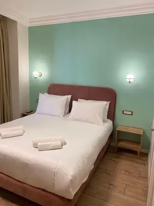 Deluxe Tek Büyük Yataklı Oda, 1 Büyük (Queen) Boy Yatak