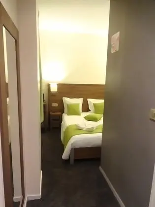 Comfort Tek Büyük Yataklı Oda, Avlu