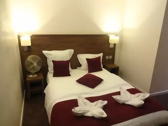 Comfort Tek Büyük Yataklı Oda, Avlu