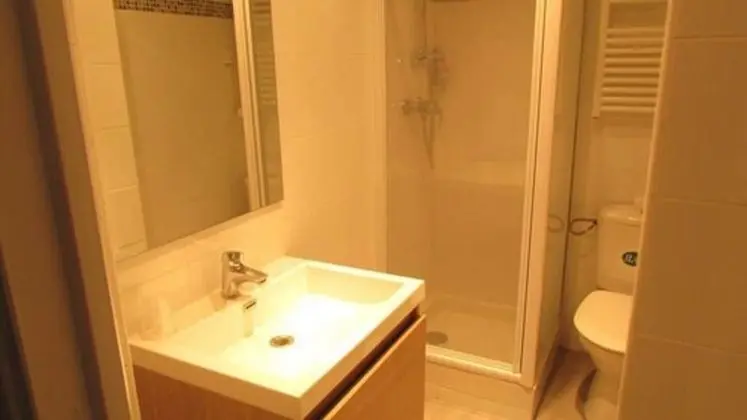 Comfort Tek Büyük Yataklı Oda, Avlu