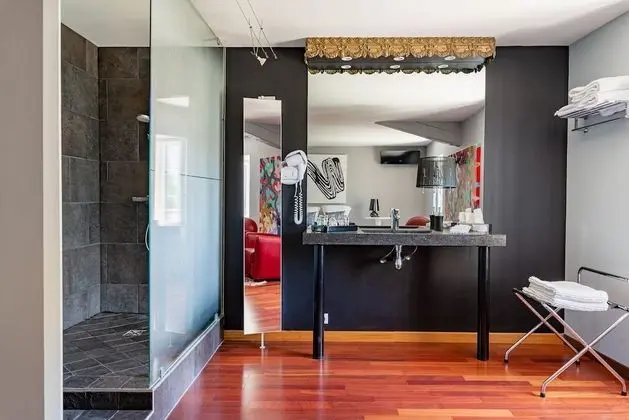 Tek Büyük Yataklı Oda (No. 5)