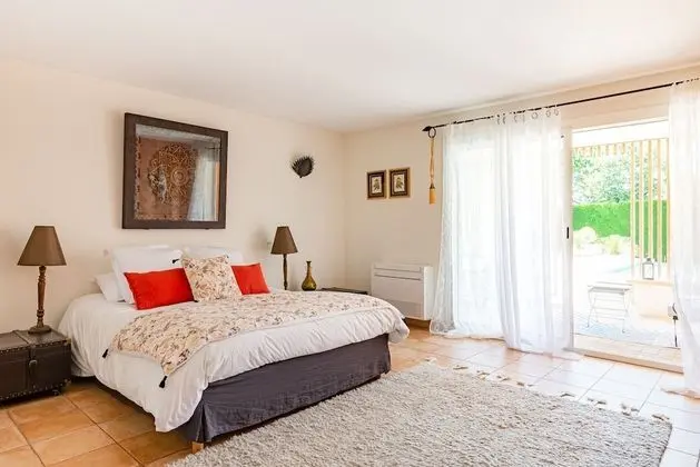 Tek Büyük Yataklı Oda (Pondichery)