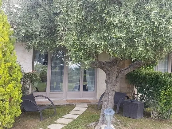 Junior Süit, Bahçe Manzaralı