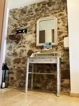 Comfort Tek Büyük Yataklı Oda, Özel Banyo (Chambre "Oiseaux")