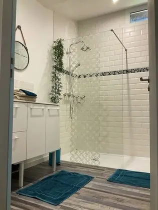 Comfort Üç Kişilik Oda, Özel Banyo (Chambre "Mer")