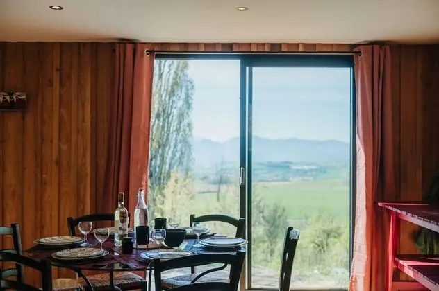 Kır Evi, Banyolu/Duşlu, Dağ Manzaralı