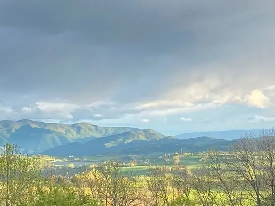 Kır Evi, Banyolu/Duşlu, Dağ Manzaralı