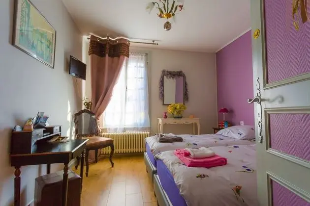 Oda, 2 Tek Kişilik Yatak
