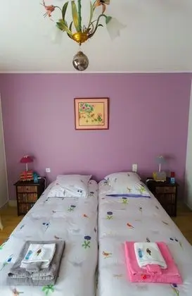 Oda, 2 Tek Kişilik Yatak