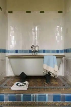 Tek Büyük Yataklı Oda (3)