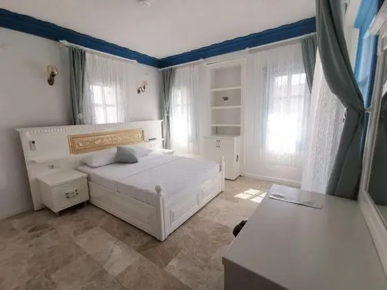 Standart Oda, Bahçe Manzaralı, Havuzlu