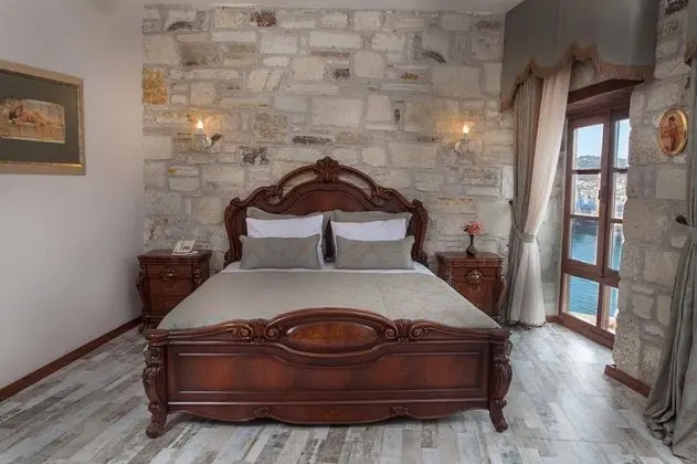 Deluxe Oda, Kısmi Deniz Manzaralı