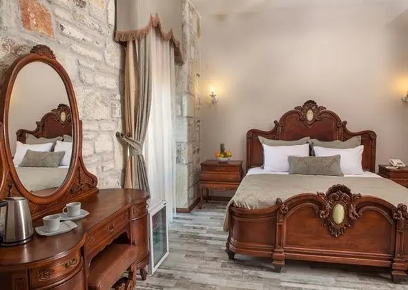 Deluxe Oda, Kısmi Deniz Manzaralı