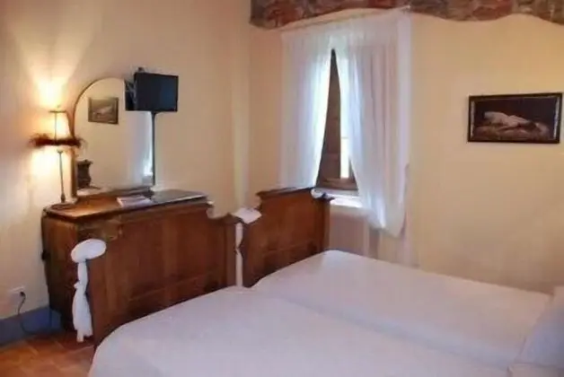 Classic Tek Büyük Yataklı Oda, 1 Çift Kişilik Yatak, Sigara İçilmez, Üzüm Asması Manzaralı