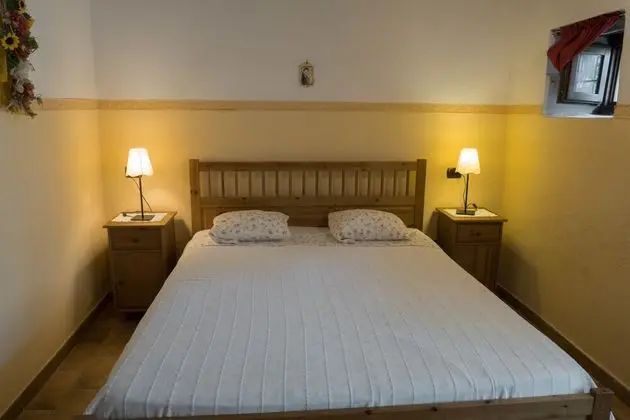 Üç Kişilik Oda