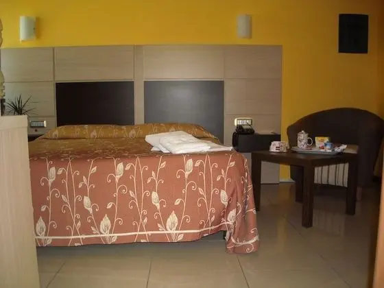 Tek Büyük veya İki Ayrı Yataklı Oda