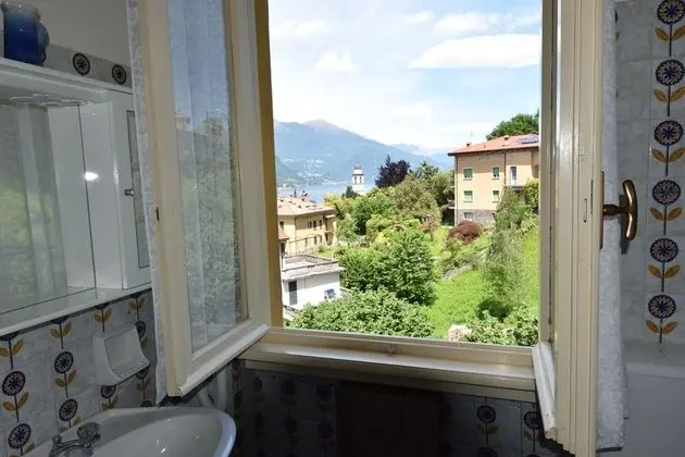 Panoramic Apart Daire, 2 Yatak Odası, Göl Manzaralı (Mansarda Italia)