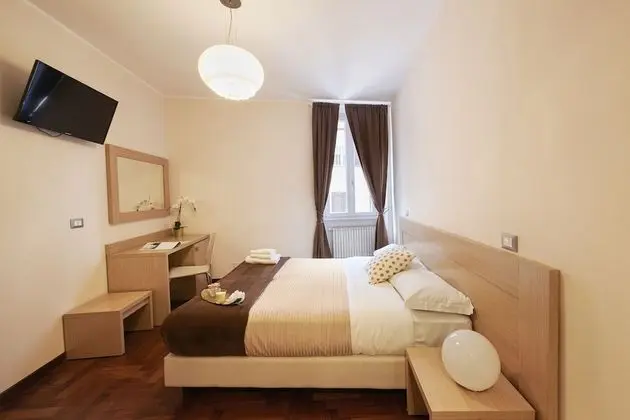 Standard Tek Büyük Yataklı Oda