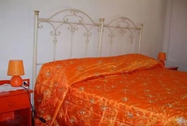 Apart Daire (Arancione)