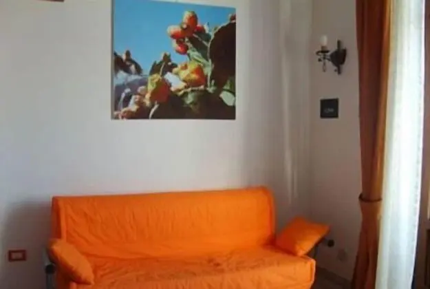 Apart Daire (Arancione)