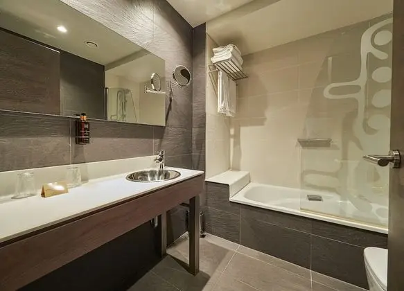 Standard Tek Büyük veya İki Ayrı Yataklı Oda