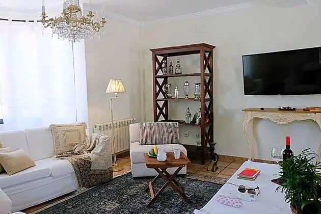 Villa, 6 Yatak Odası, Kişiye Özel Havuzlu
