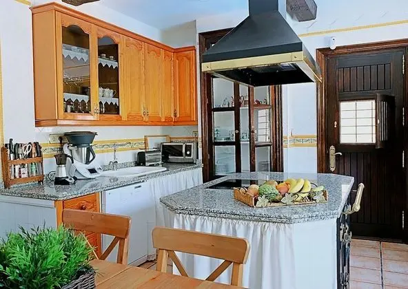 Villa, 6 Yatak Odası, Kişiye Özel Havuzlu