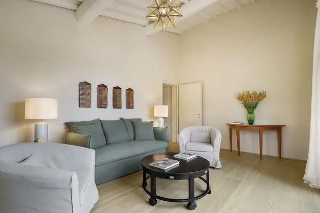 Junior Tek Büyük Yataklı Oda