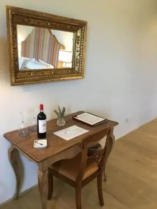 Junior Tek Büyük Yataklı Oda