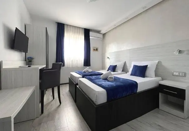 Deluxe İki Ayrı Yataklı Oda