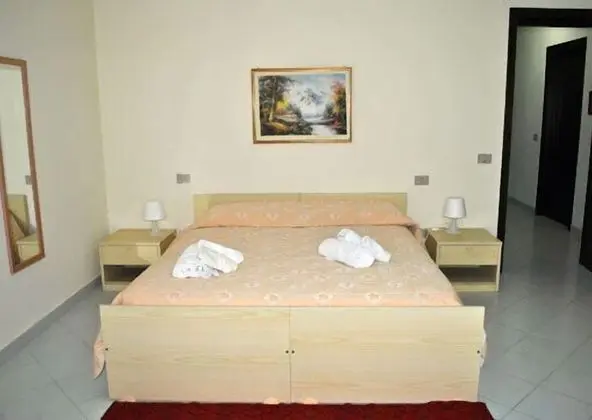 Tek Büyük veya İki Ayrı Yataklı Oda