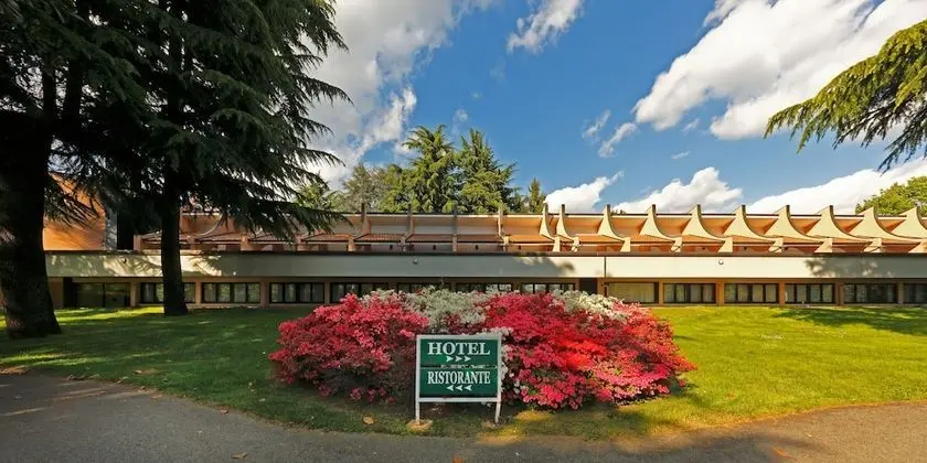 Standard Büyük Yataklı Tek Kişilik Oda, 1 Çift Kişilik Yatak, Bahçe Manzaralı