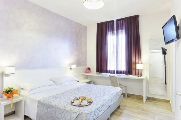 Tek Büyük veya İki Ayrı Yataklı Oda