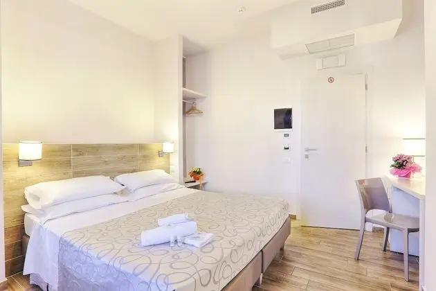 Tek Büyük veya İki Ayrı Yataklı Oda