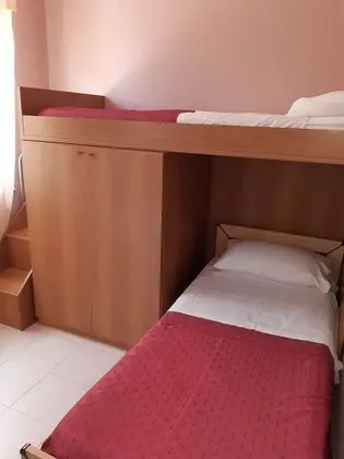 Traditional İki Ayrı Yataklı Oda