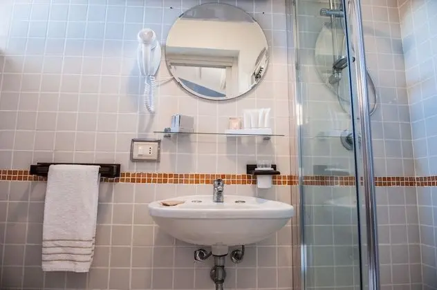 Standard Tek Büyük Yataklı Oda, 1 Çift Kişilik veya 2 Tek Kişilik Yatak