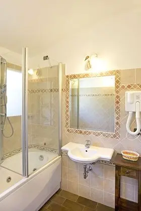 Tek Büyük veya İki Ayrı Yataklı Oda